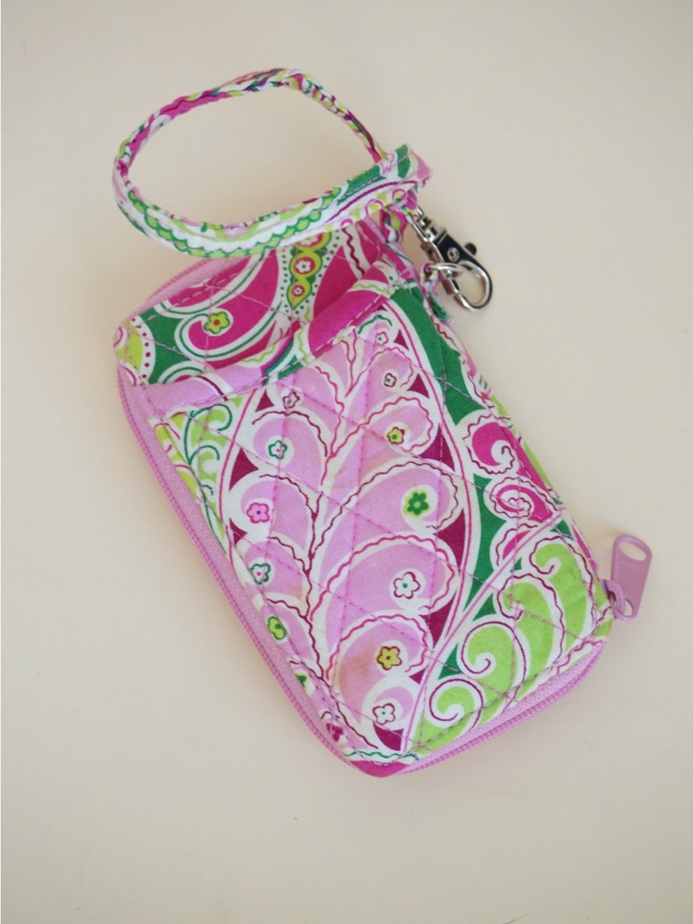 Vera Bradley Pink/Green  Paisley Zip Around Wallet Key Ring Coin Purse Wallet